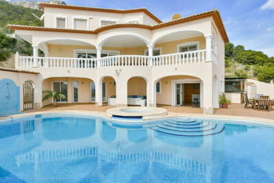 Villa in San Juan de Alicante - view 1