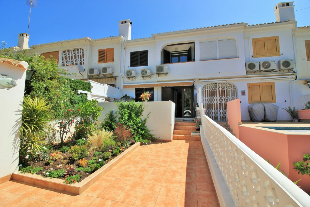House in Urbanizacion los Balcones - view 1