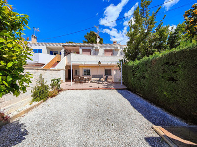 House in La Zenia - view 1