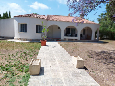 Villa in Mutxamel - view 1