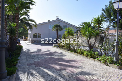 Villa in A Pasaxe - view 1