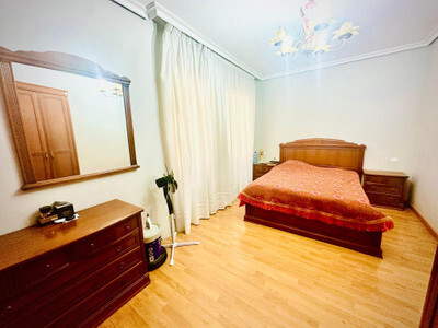 Apartment in Alicante - view 1