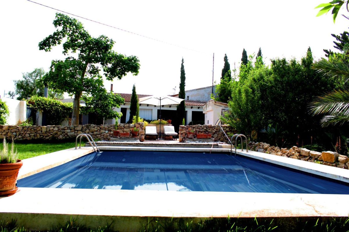Villa in Alicante - view 1