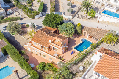 Villa in Moraira - view 1