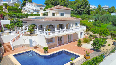 Villa in Moraira - view 1