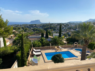 Villa in Benissanet - view 1