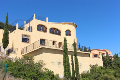 Villa in San Juan de Alicante - view 1