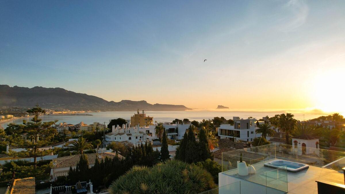 Villa in Sant Joan d'Alacant - view 1