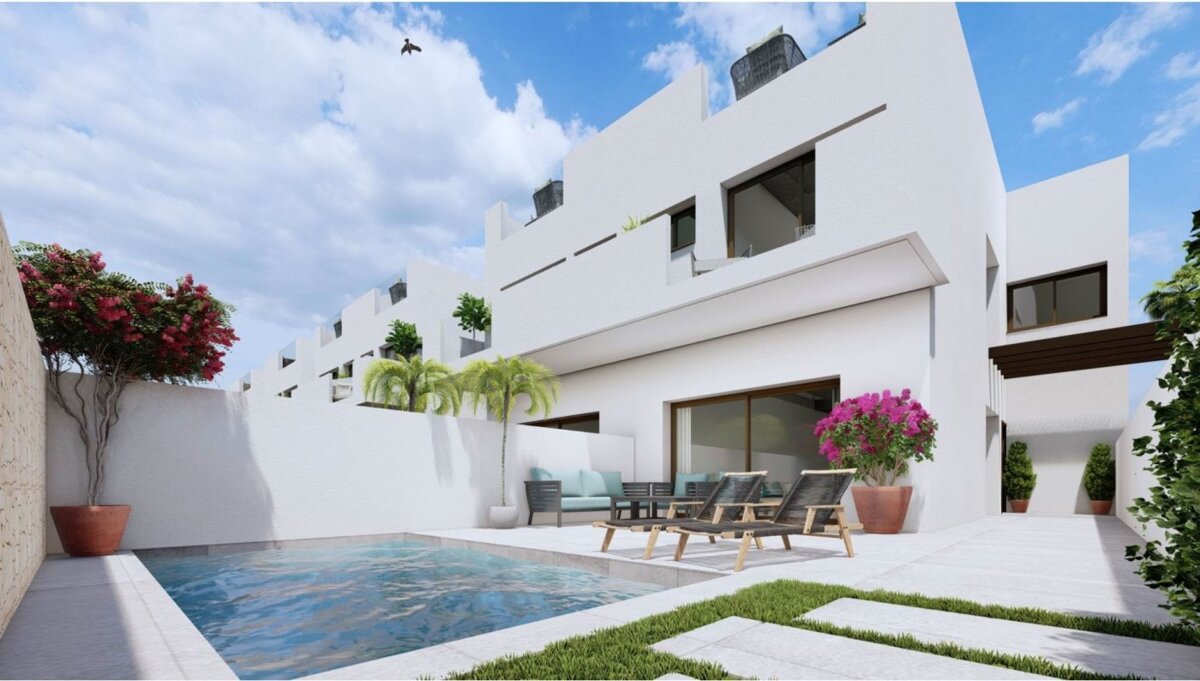 House in Torre de la Horadada - view 1