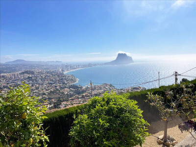 Villa in Alicante - view 1