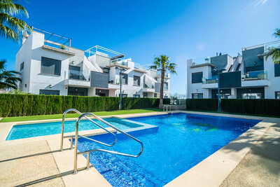 Apartment in Alicante - view 1