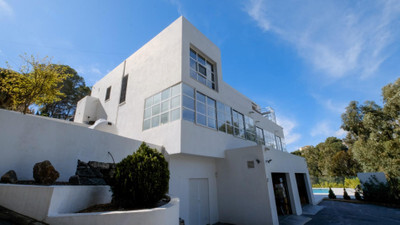 House in Alicante - view 1