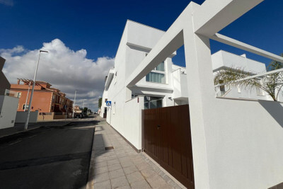 Apartment in Alicante - view 1