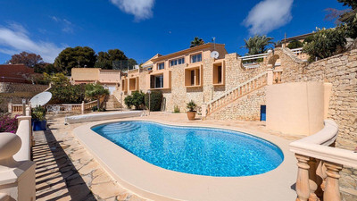 Villa in Calp - view 1