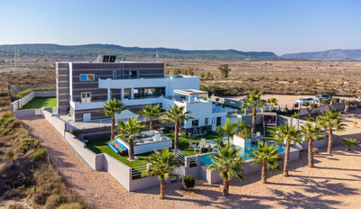 Villa in Torremendo - view 1