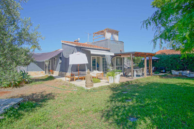 Villa in Alicante - view 1
