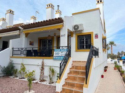 House in Villamartin - view 1