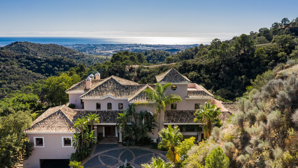 Villa in Malaga - view 1
