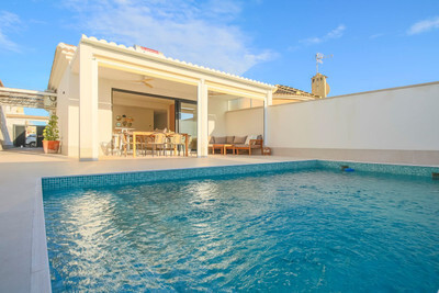 Villa in Alicante - view 1