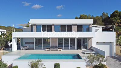 Villa in Moraira - view 1