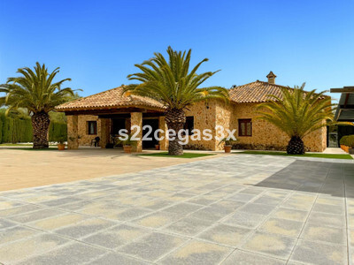 Villa in A Pasaxe - view 1