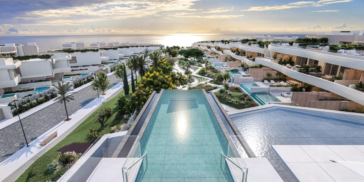 Villa in Marbella Del Este - view 1