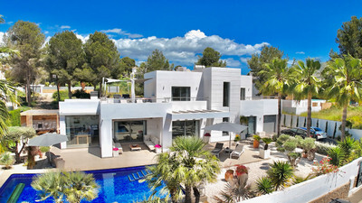 Villa in Moraira - view 1