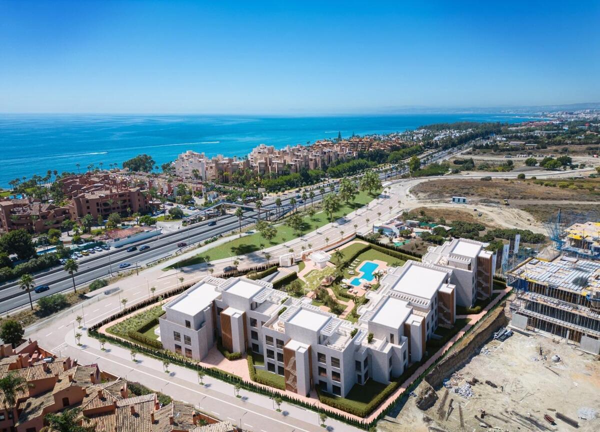 Penthouse in Estepona - view 1