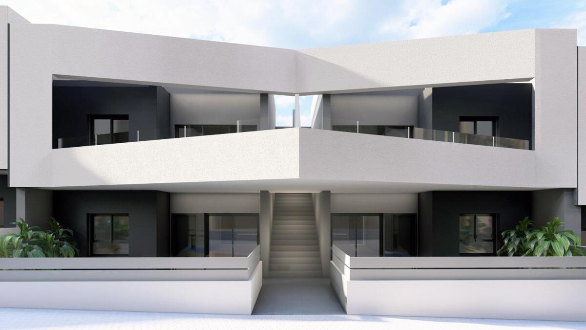 House in Alicante - view 1
