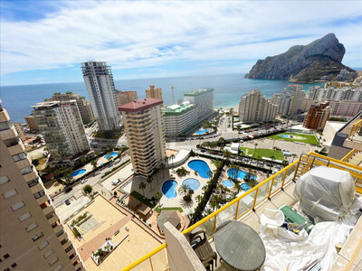 Penthouse in Alicante - view 1
