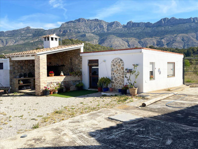 Villa in Alicante - view 1