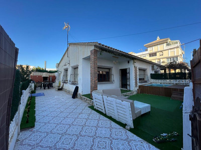 House in Torre de la Horadada - view 1