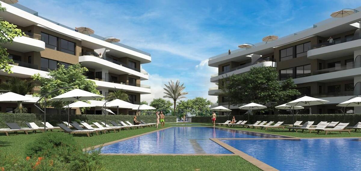 Apartment in Urbanizacion los Balcones - view 1