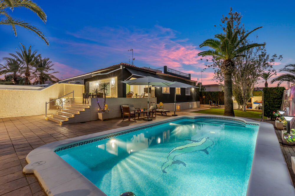 Villa in Torrevieja - view 1