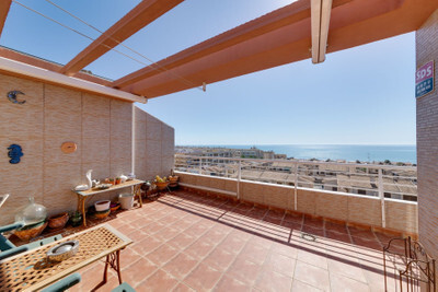 Penthouse in Guardamar del Segura - view 1