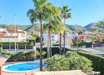 Villa in Alicante - view 1