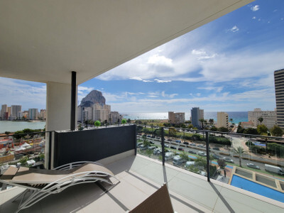 Apartment in Alicante - view 1