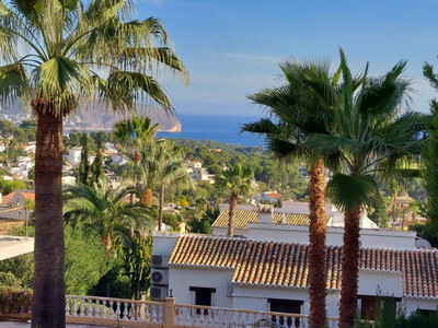 Villa in Moraira - view 1