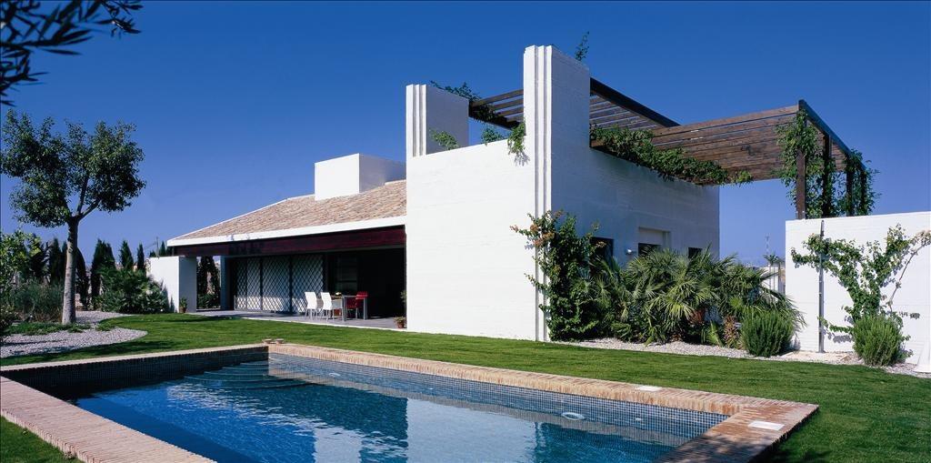 Villa in Santa Cruz - view 1