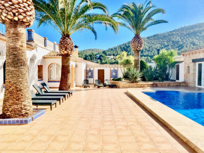Farm, Ranch or Equestrian in San Juan de Alicante - view 1
