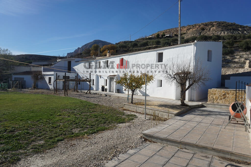 Apartment in Velez-Blanco - view 1