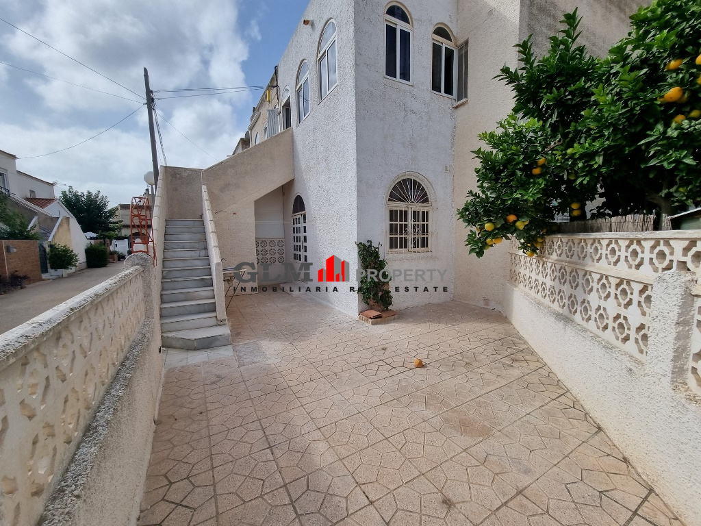 Apartment in Los Alcazares - view 1