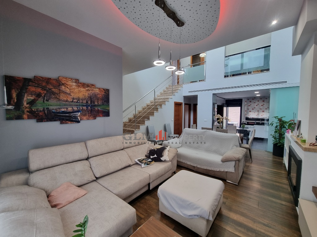 Apartment in Santa Cruz - view 1