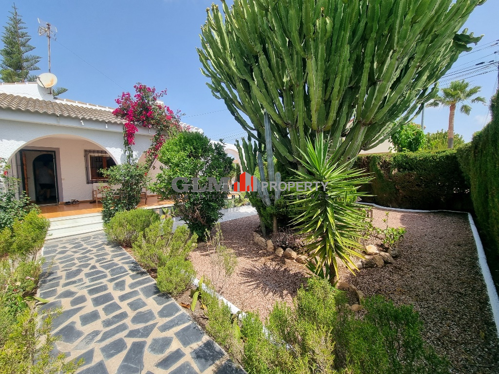Apartment in Santa Cruz - view 1