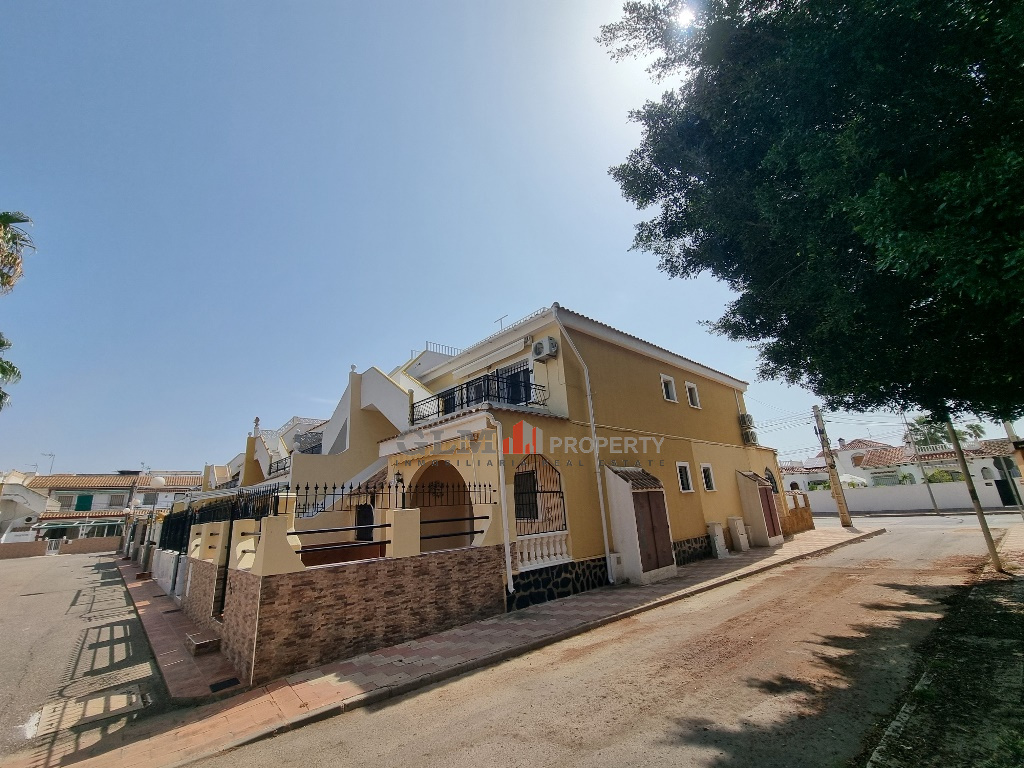Apartment in Santa Cruz - view 1