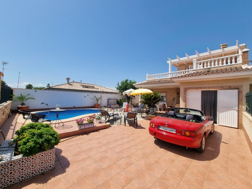 Apartment in Los Alcazares - view 1