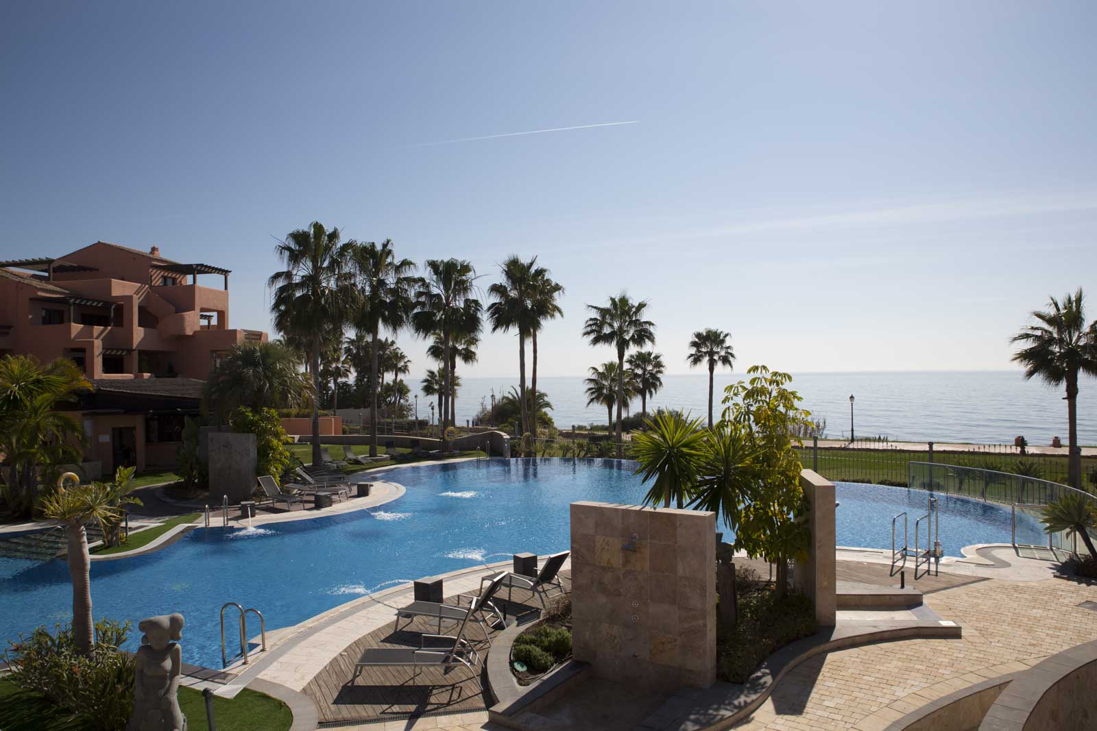 Apartment in Estepona - view 1