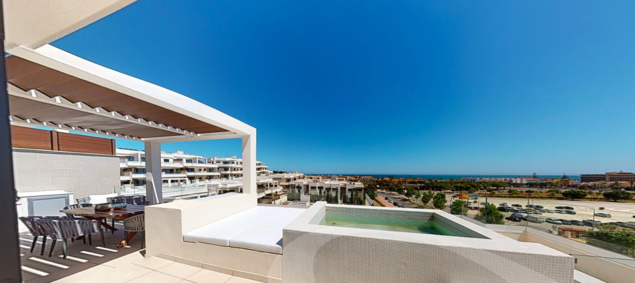 Penthouse in Malaga - view 1