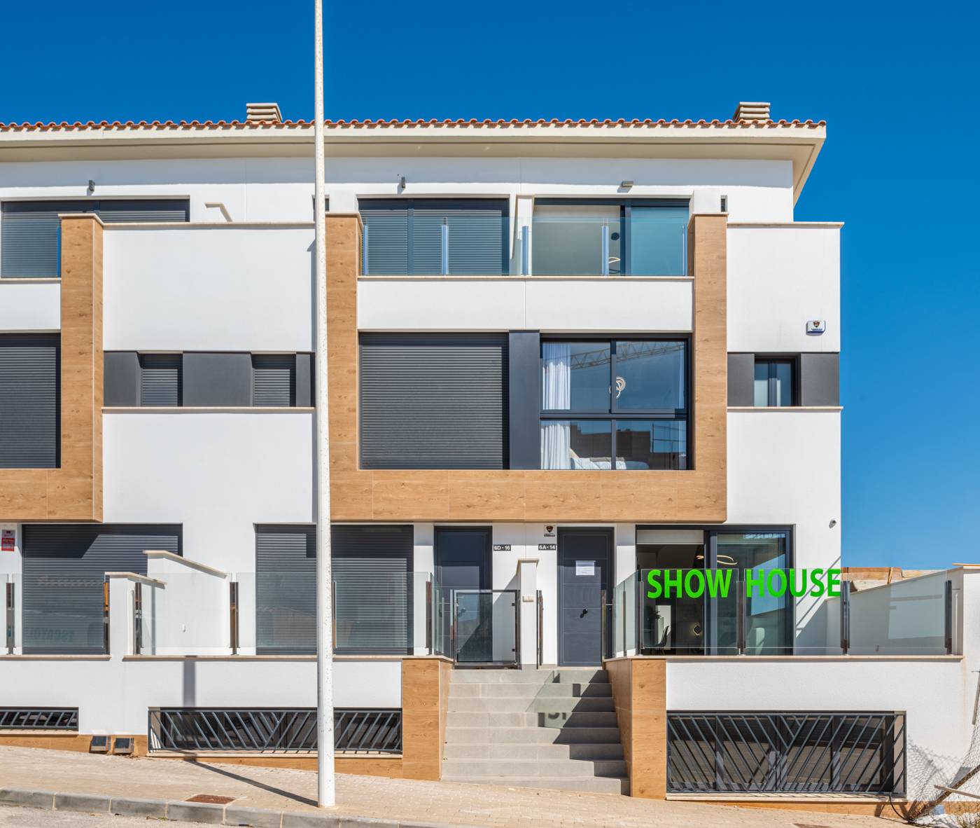House in Alicante - view 1