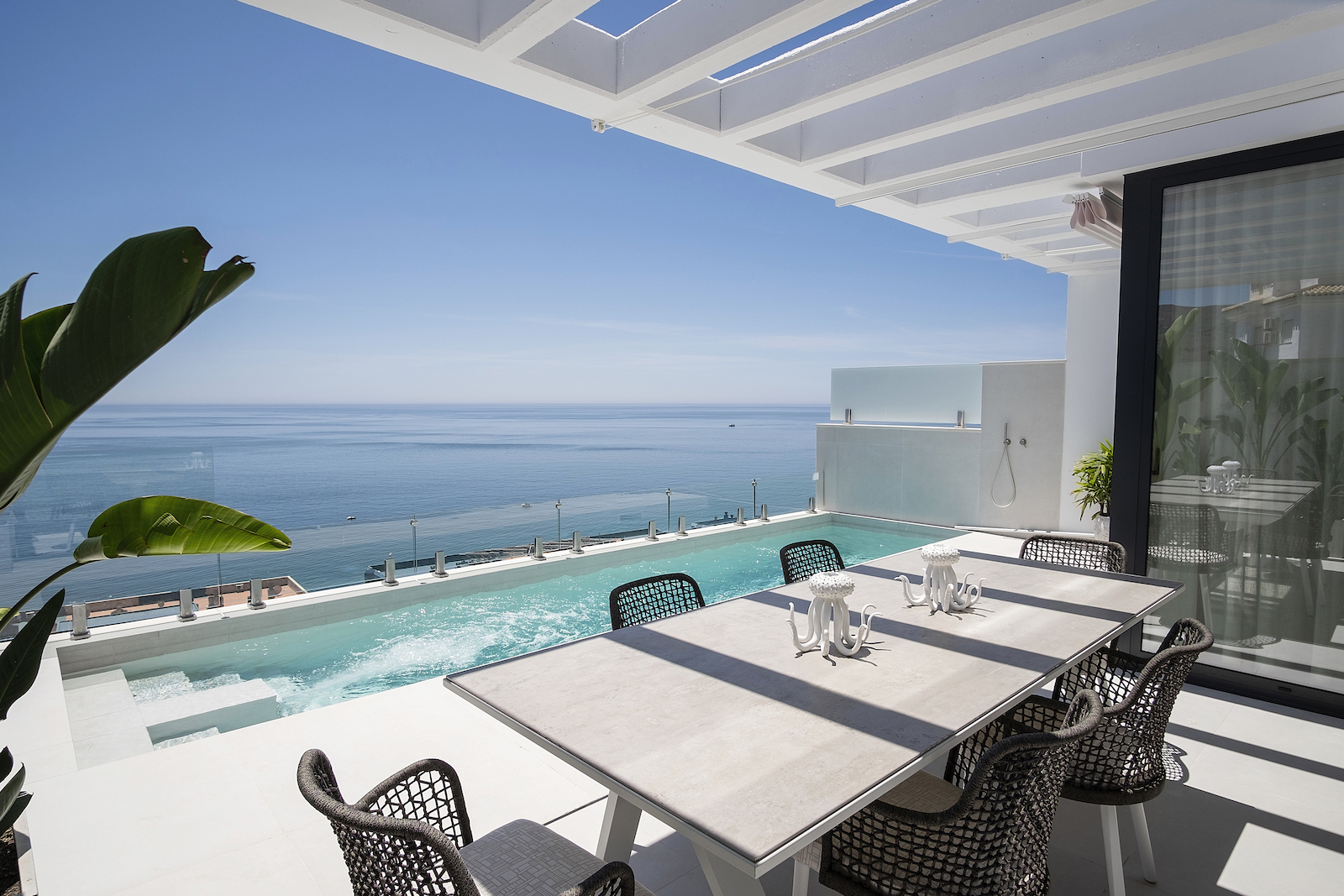House in Granada - view 1